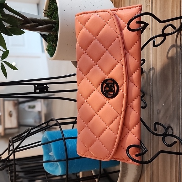 Badgley Mischka NWT, diamond quilting, coral wallet, vegan leather - Picture 1 of 6